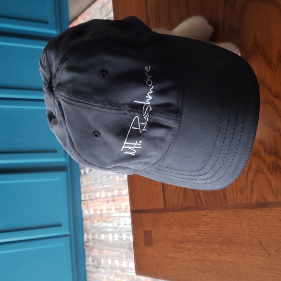 Mt. Rushmore Luckee headwear hat cap - Picture 1 of 7